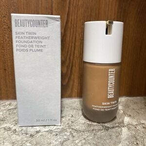BNIB BEAUTYCOUNTER Skin‎ Twin Featherweight Foundation 1 fl oz Each Dark 520